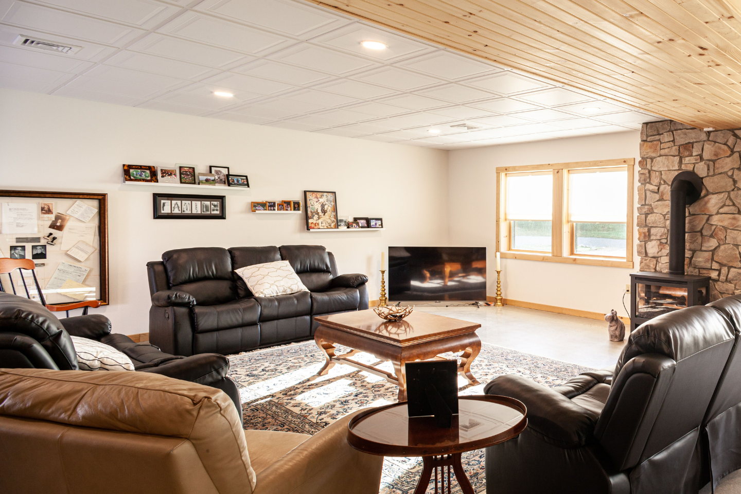 custom log home living room