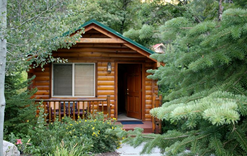 log cabin kits as one of the many different types of cabins